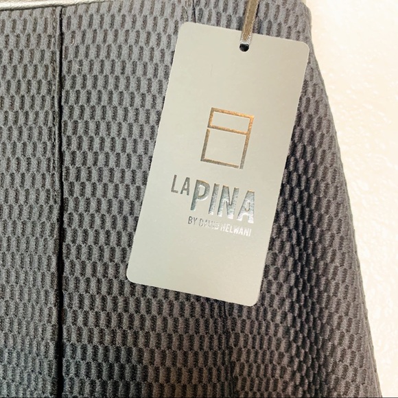 Lapina By David Helwani | Pleated Black Skirt - Picture 4 of 7